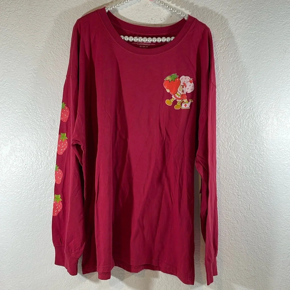 STRAWBERRY SHORTCAKE Crewneck Long Sleeve Trendy Plus Size T-Shirt Size 3XL NEW - Picture 3 of 6